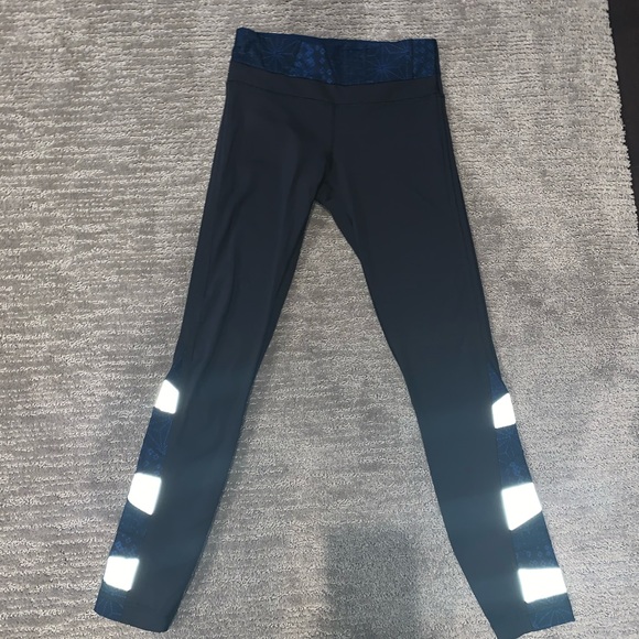 lululemon athletica Pants - Lululemon Leggings Cropped Reflective